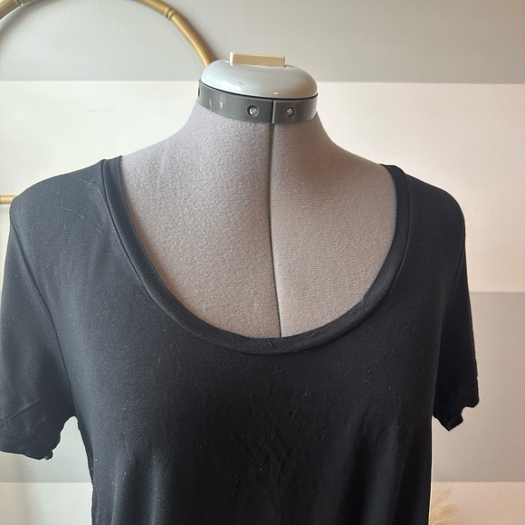 American Eagle Women's Scoop Neck Top - Picture 2 of 3